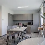 Hotel Pod Jedlami 3*