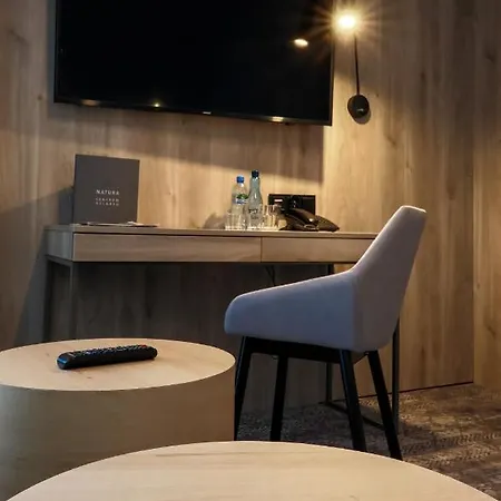 Hotel Pod Jedlami 3*
