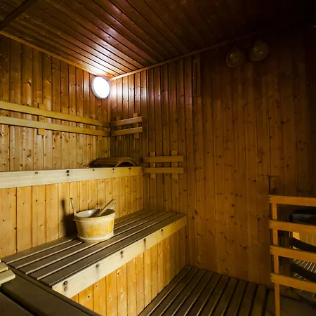 Pod Jedlami 3*