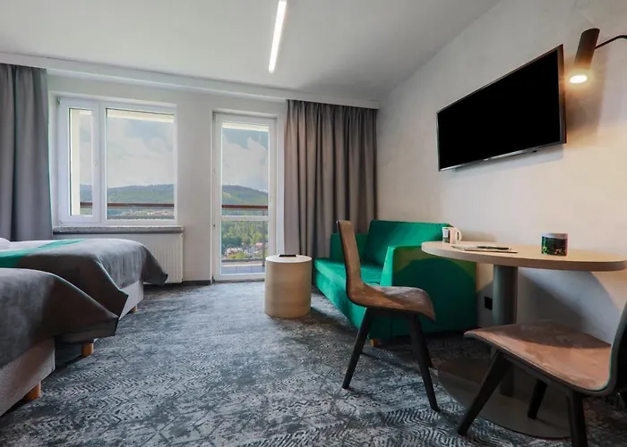 Hotel Pod Jedlami 3*