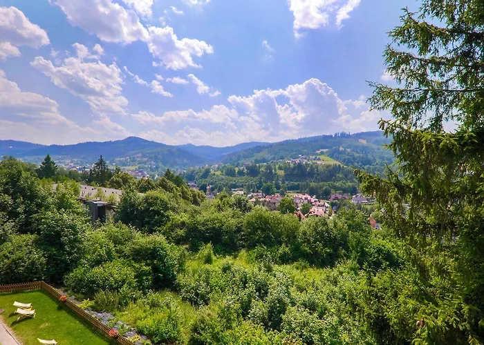 Hotel Pod Jedlami 3*