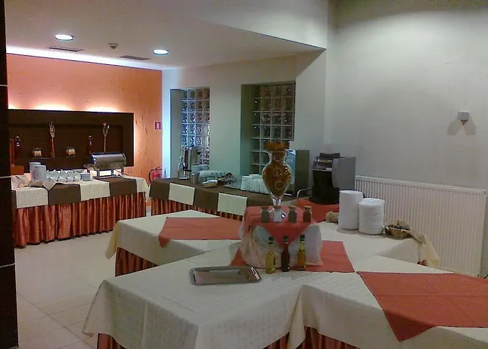 Hotel Pod Jedlami 3*